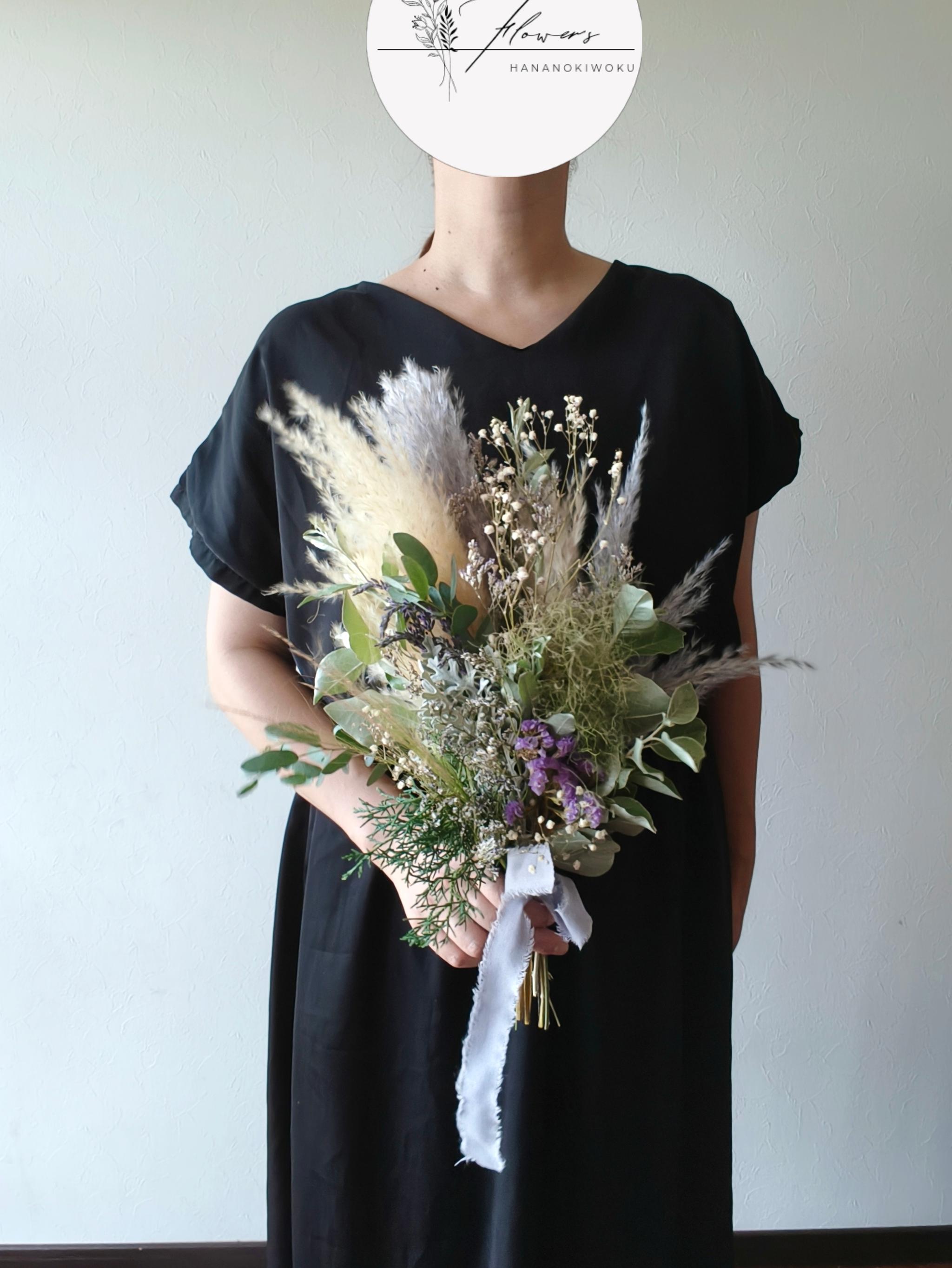 ラベンダーカラーのスワッグブーケ　インテリア　ドライフラワー　生花　ウェディングブーケ前撮り ユーカリ フランス | 10枚目